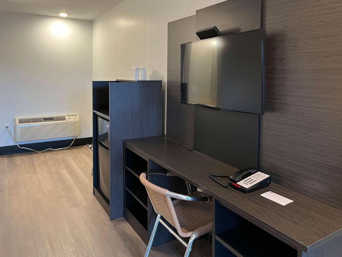 Motel 6 Williams Az Downtown Grand Canyon Экстерьер фото